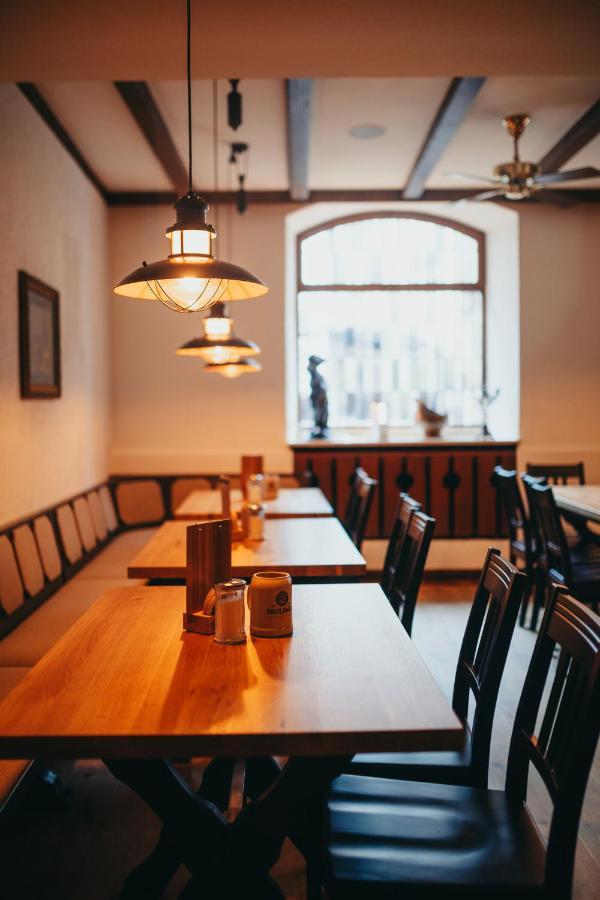 Ratskeller Hotel & Restaurant Krov Ngoại thất bức ảnh