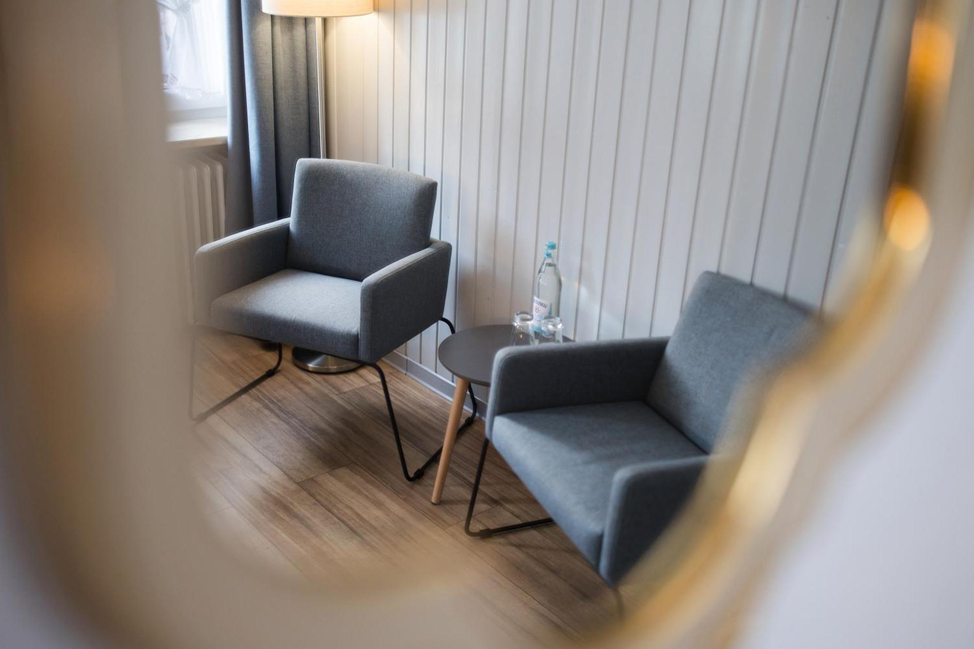 Ratskeller Hotel & Restaurant Krov Ngoại thất bức ảnh
