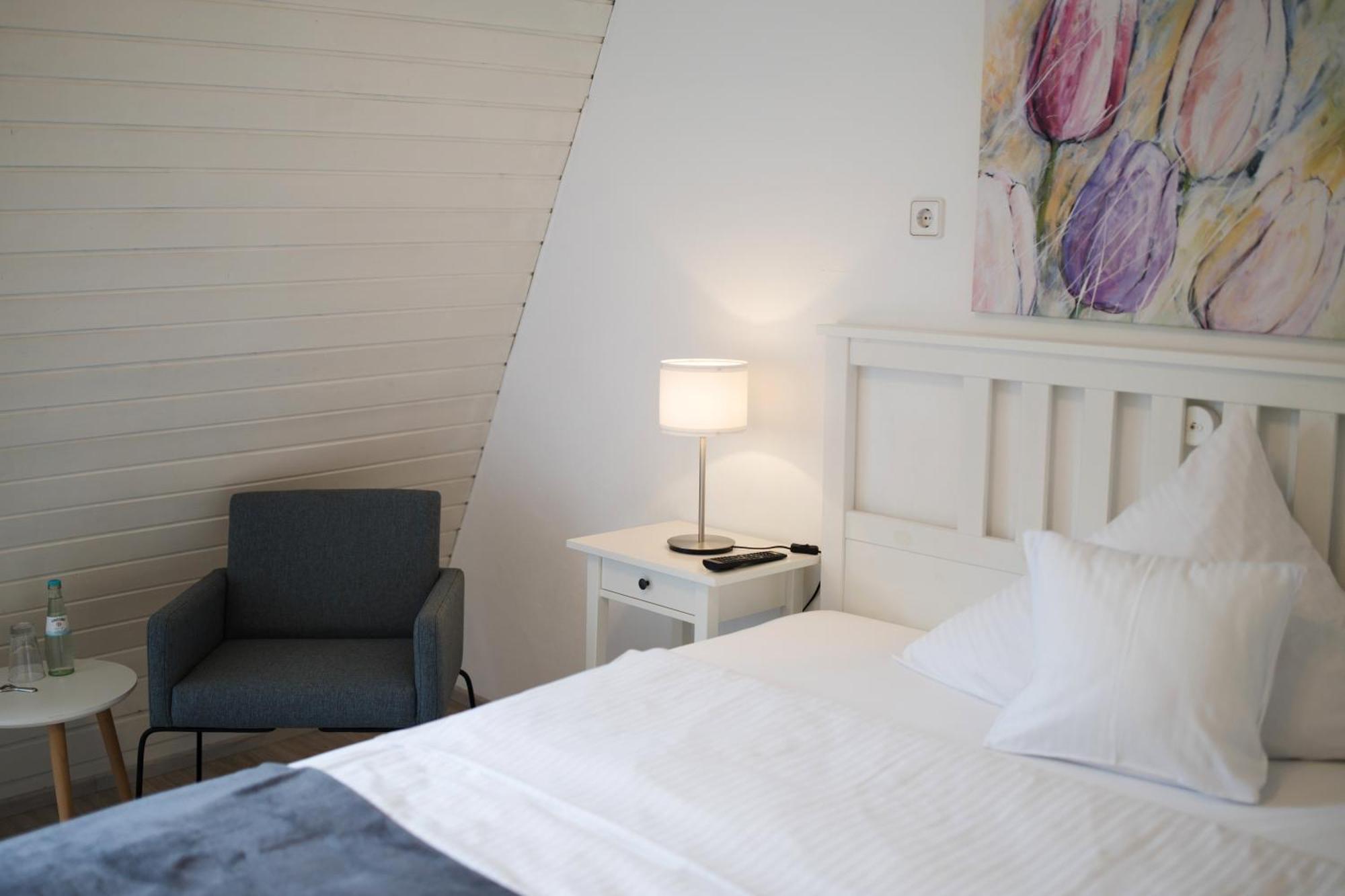 Ratskeller Hotel & Restaurant Krov Ngoại thất bức ảnh